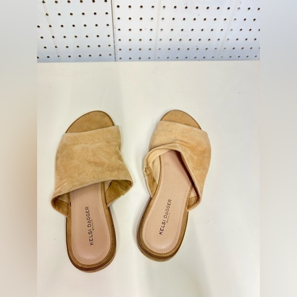 Kelsi Dagger Shoes - Kelsi Dagger Slip On Sandals